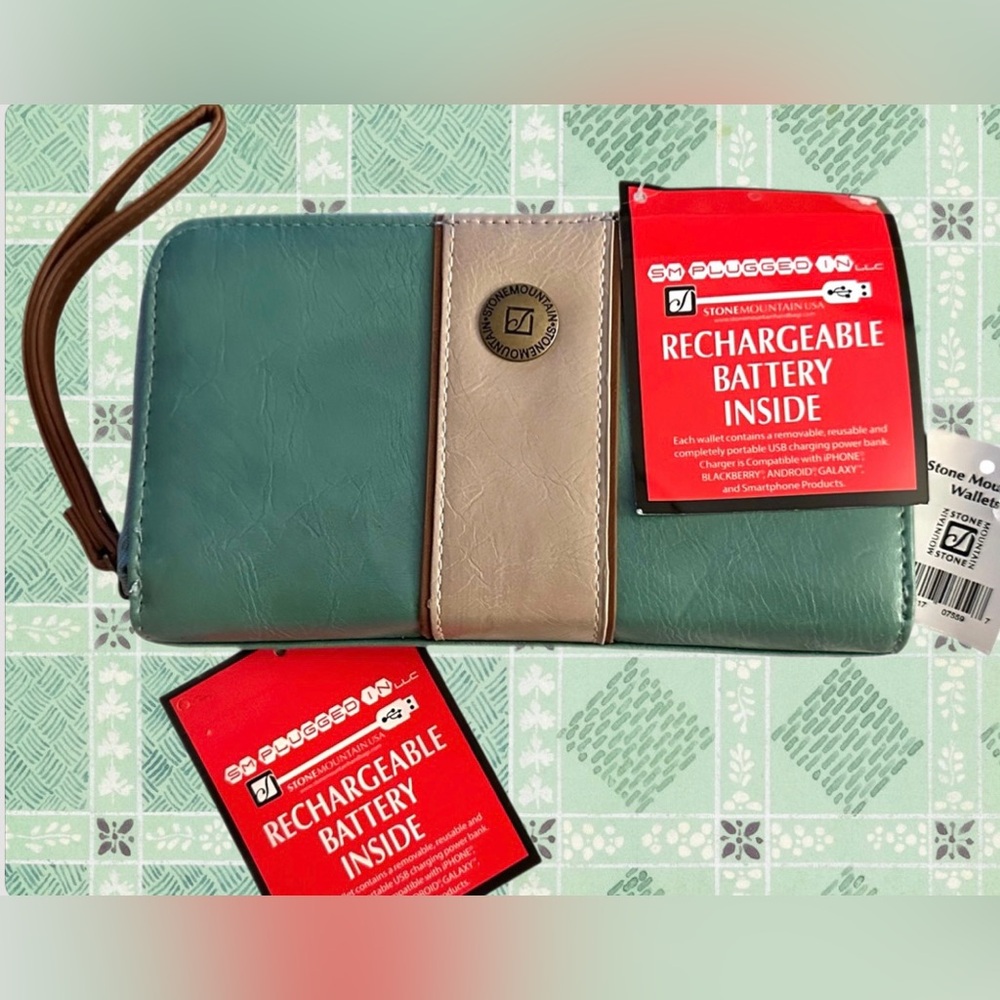 Stone Mountain Leather Wristlet/Wallet with Rechargeable Phone Battery NWT